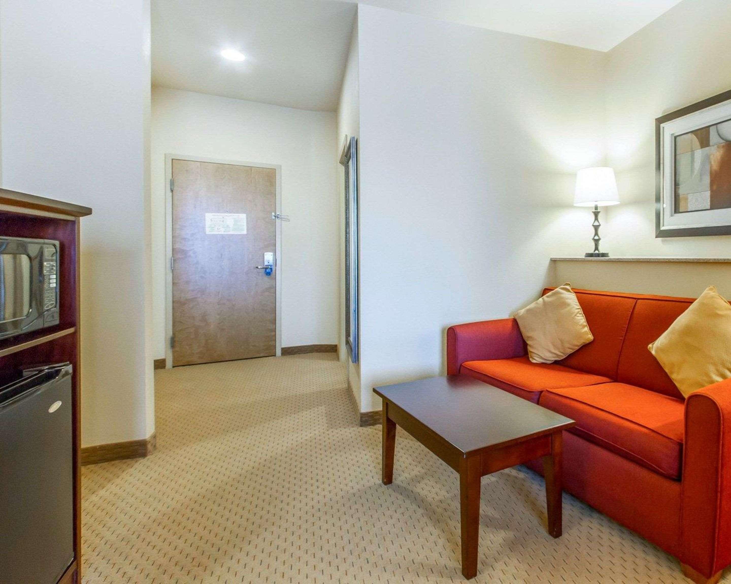Comfort Suites Florence Shoals Area Экстерьер фото