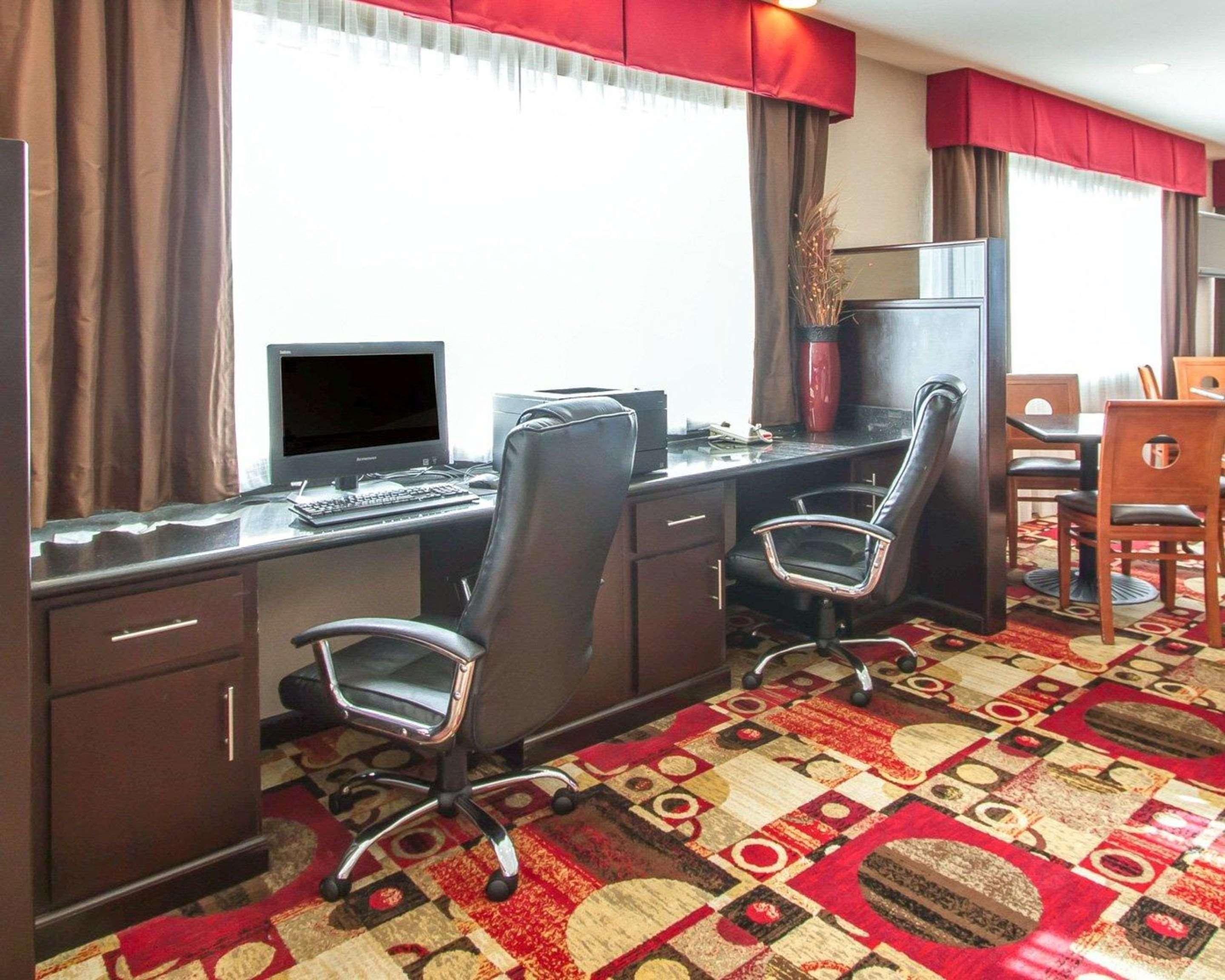 Comfort Suites Florence Shoals Area Экстерьер фото